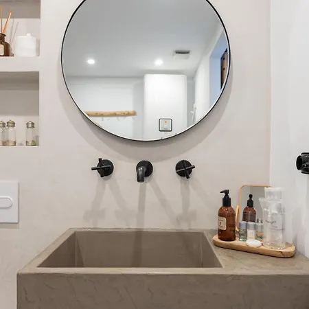 Pharus Retro New Heated Pool 马斯帕洛马斯