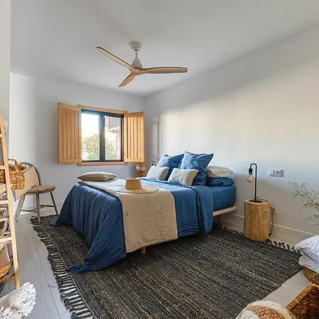 Pharus Retro New Heated Pool 马斯帕洛马斯