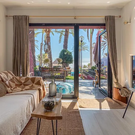 Pharus Retro New Heated Pool * Maspalomas (Gran Canaria)